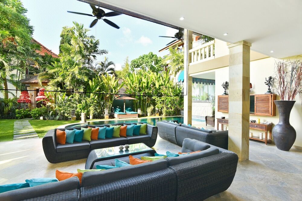 Bali Mystique Hotel & Apartment Seminyak  Exterior photo
